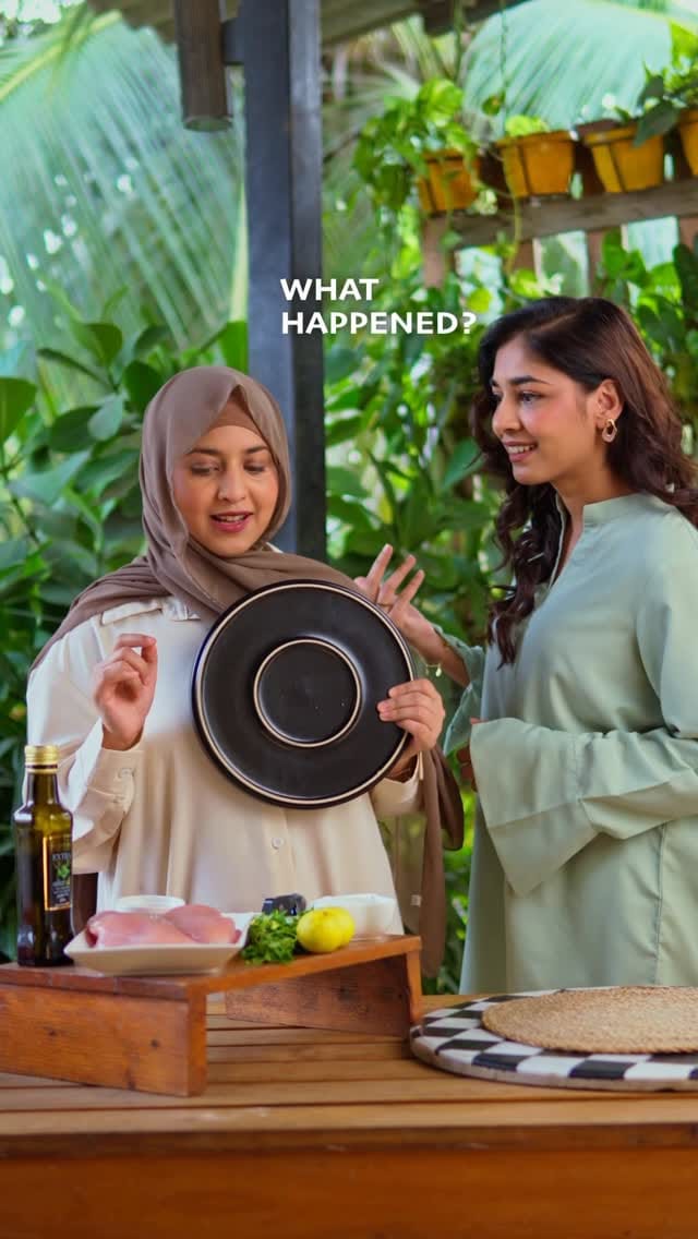 Post 1 by Amna Jung on Instagram (video)
