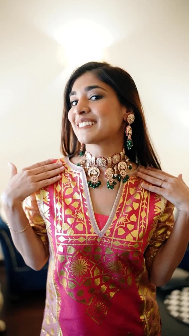 Post 3 by Amna Jung on Instagram (video)