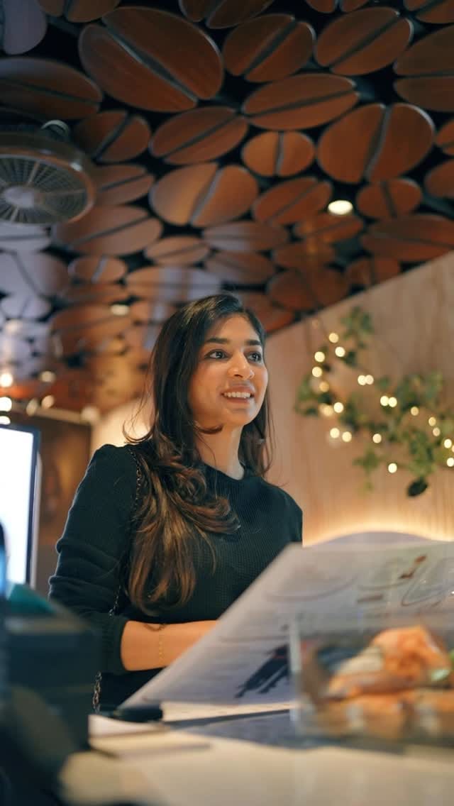 Post 4 by Amna Jung on Instagram (video)