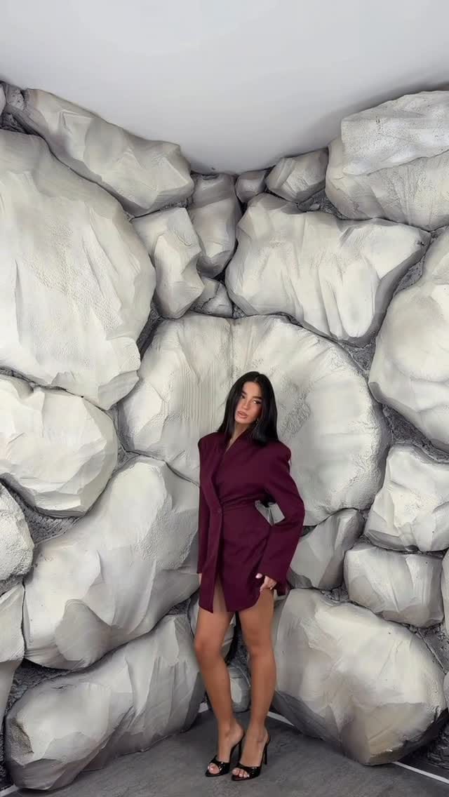 Post 5 by Web Shop on Instagram (video)