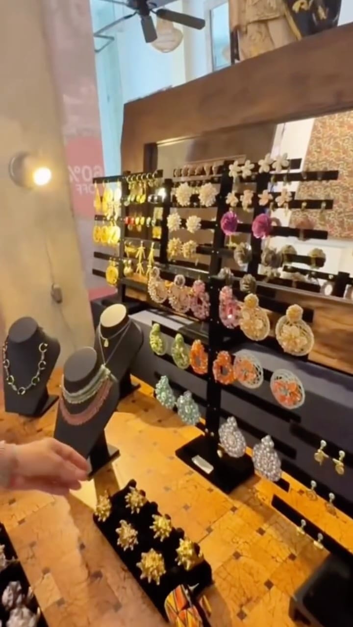 Post 4 by Casa Chiqui on Instagram (video)