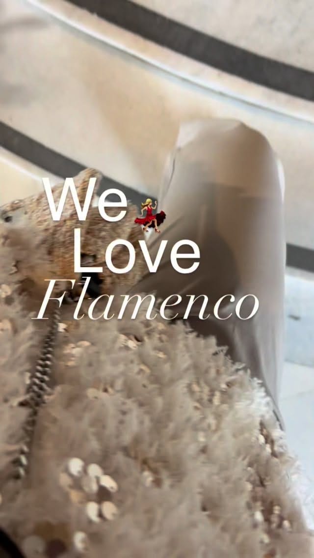 Post 3 by 🌸 A L E X A N D R A 🌸 on Instagram (video)