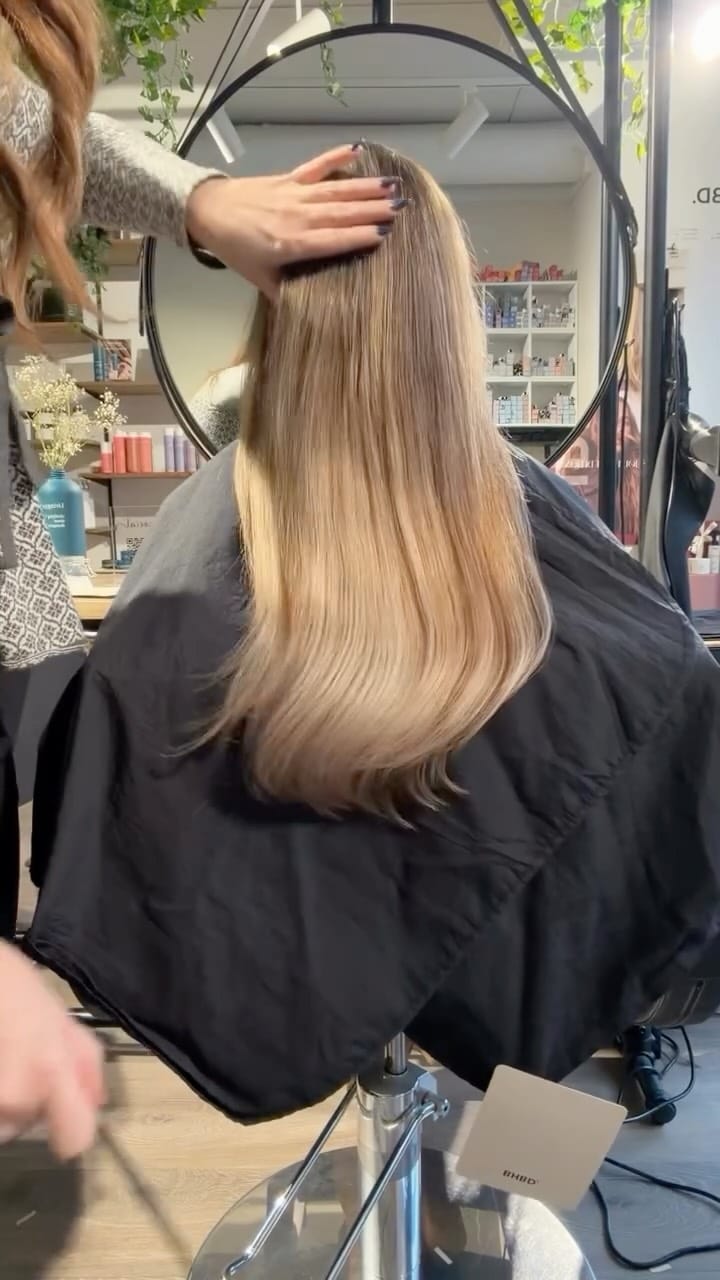Post 4 by FRISÖR STOCKHOLM - Sthlm Ladies & Gent’s on Instagram (video)