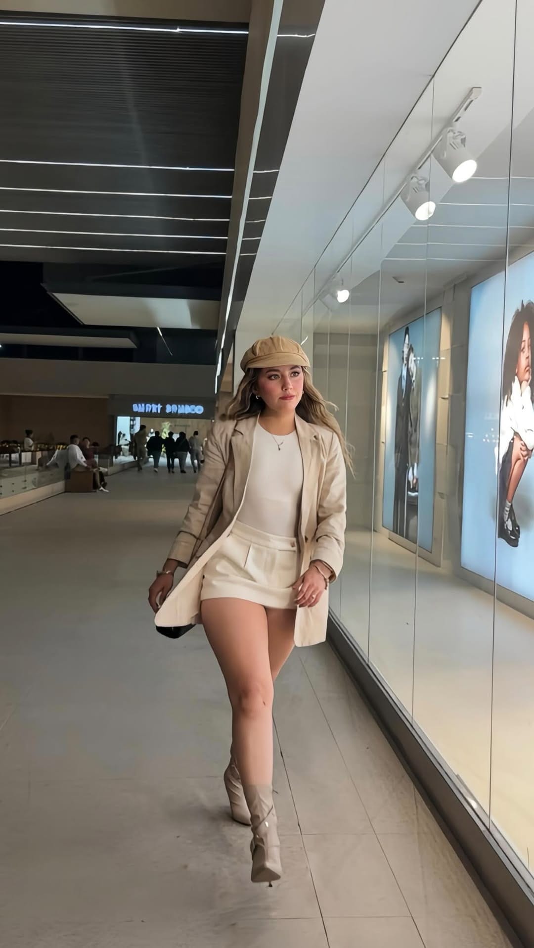 Post 5 by Jess Lopez on Instagram (video)