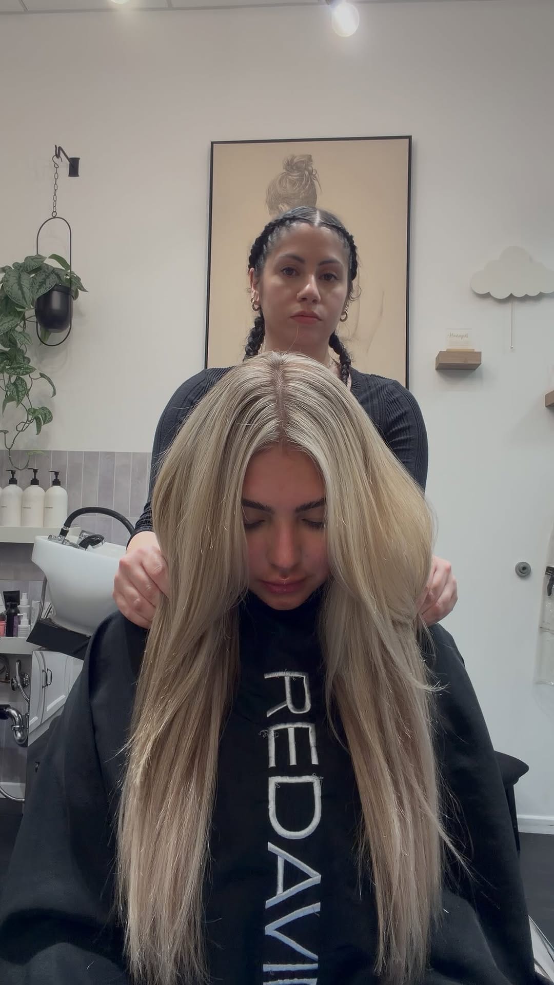 Post 2 by Hairbyterrah on Instagram (video)