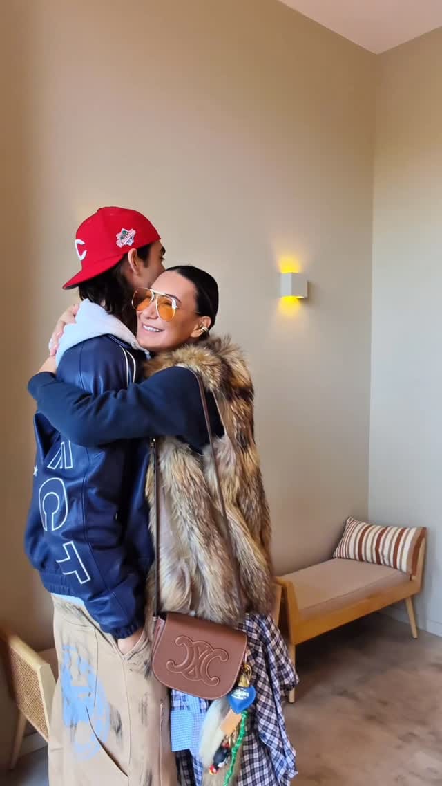 Post 9 by Salon Gaudi on Instagram (video)