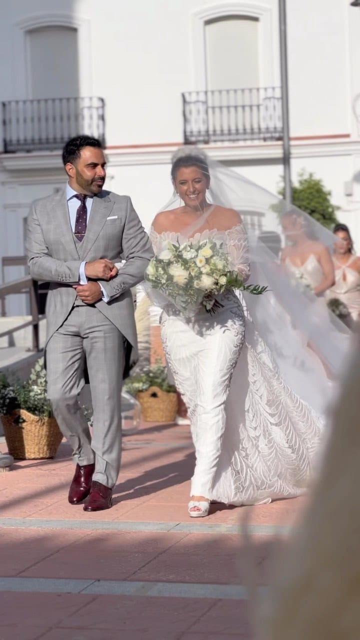 Post 10 by 𝐈 𝐕 𝐀 𝐍    𝐂 𝐀 𝐌 𝐏 𝐀 Ñ 𝐀 on Instagram (video)