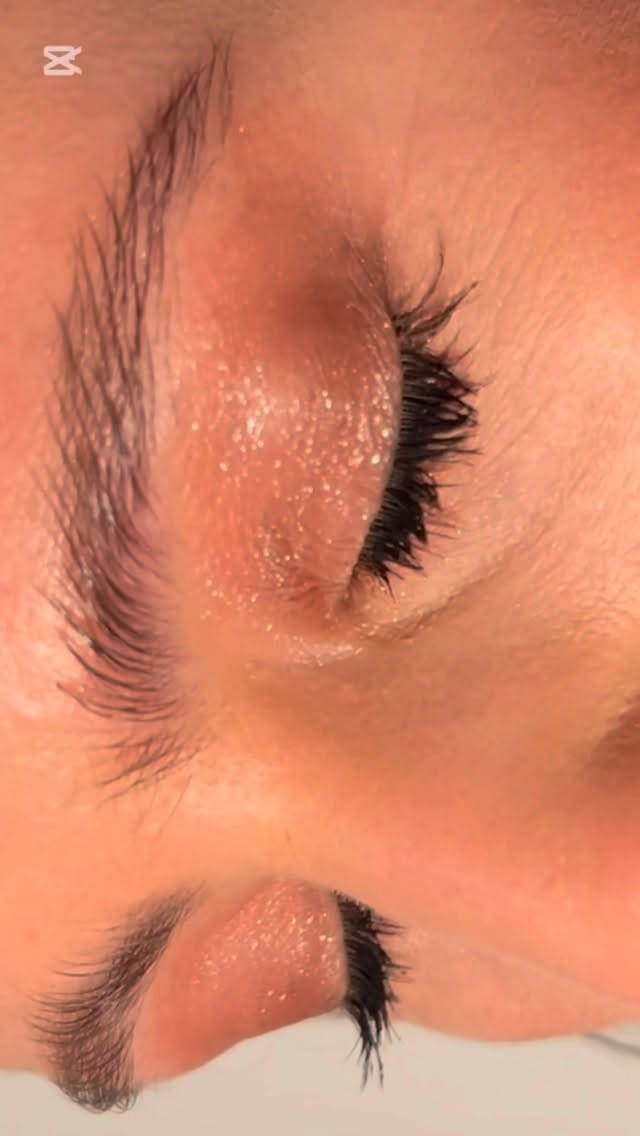 Post 3 by María Barrera on Instagram (video)