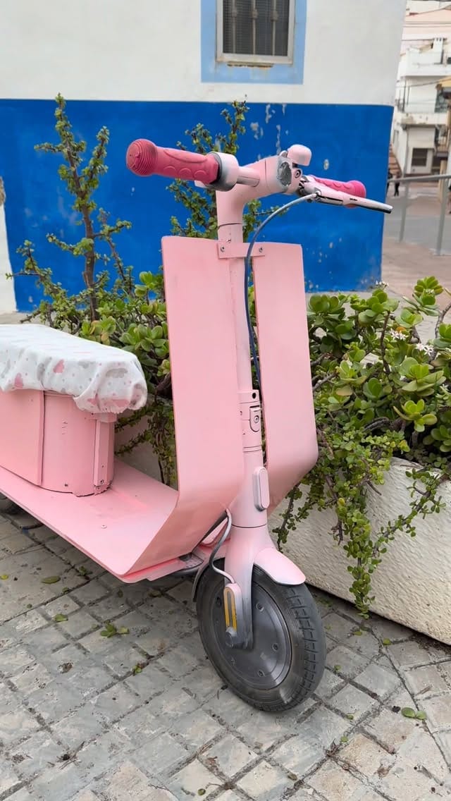 Post 5 by MyUrbanScoot® on Instagram (video)