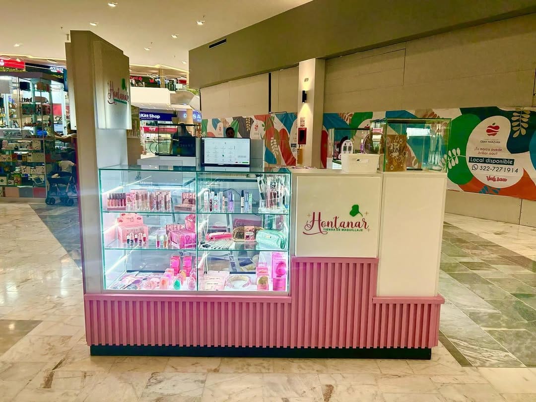 Post 10 by TIENDA DE MAQUILLAJE on Instagram (image)
