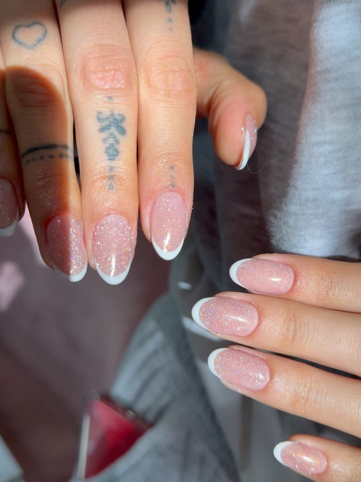 Post 7 by AR beauty & studio on Instagram (carousel)