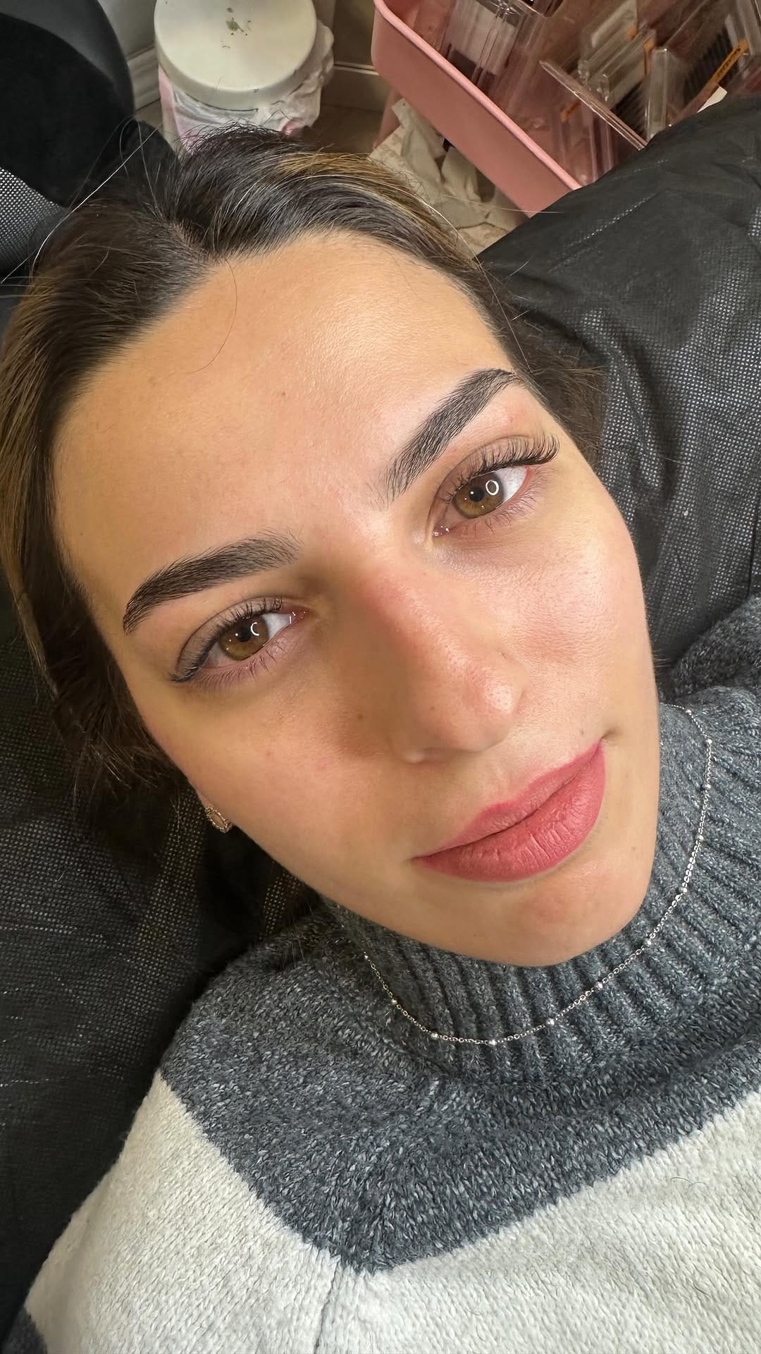 Post 3 by AR beauty & studio on Instagram (video)