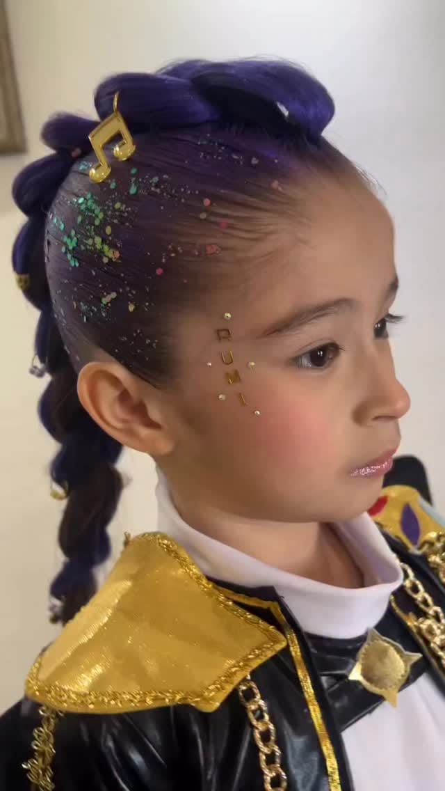Post 8 by PEINADOS PARA NIÑAS ✨🌈🦄 on Instagram (video)