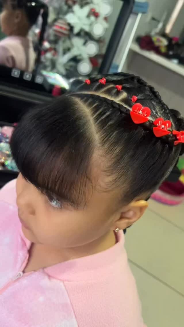 Post 4 by PEINADOS PARA NIÑAS ✨🌈🦄 on Instagram (video)