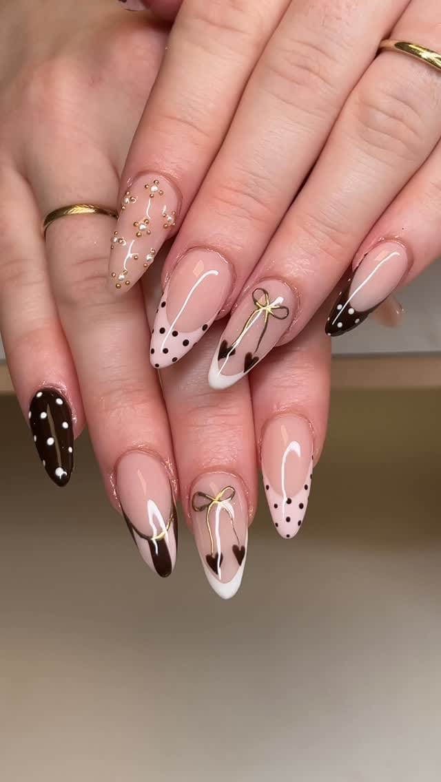 Post 4 by Van 🌸 on Instagram (video)