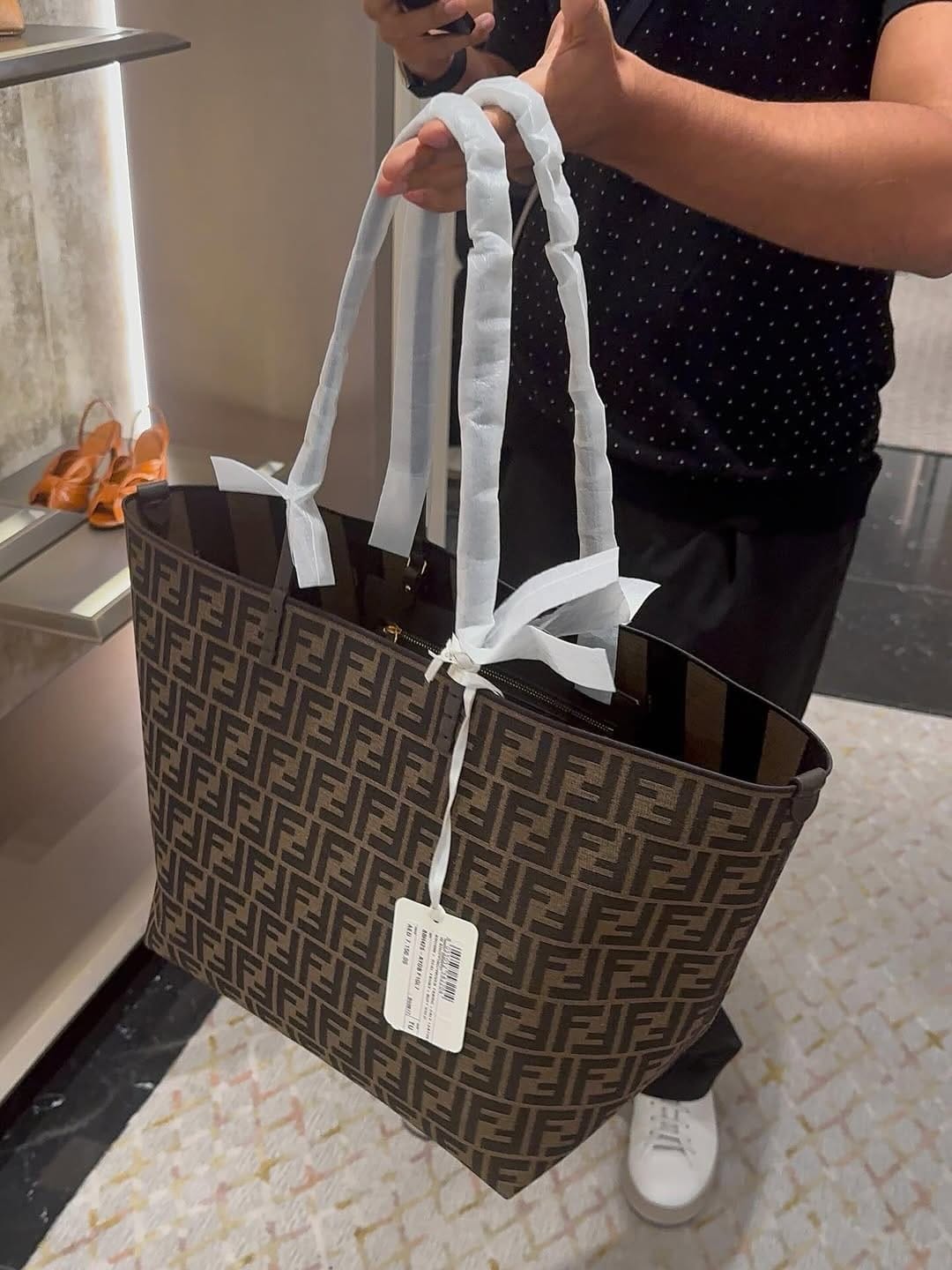 Post 3 by SHOPAHOLIC | PERSONAL SHOPPER on Instagram (carousel)