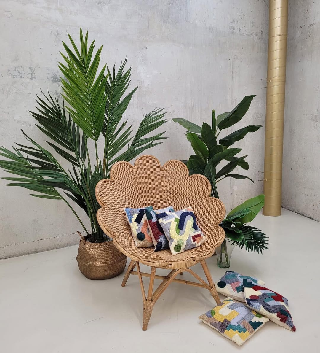 Post 1 by Nuovum - Curious Store on Instagram (image)