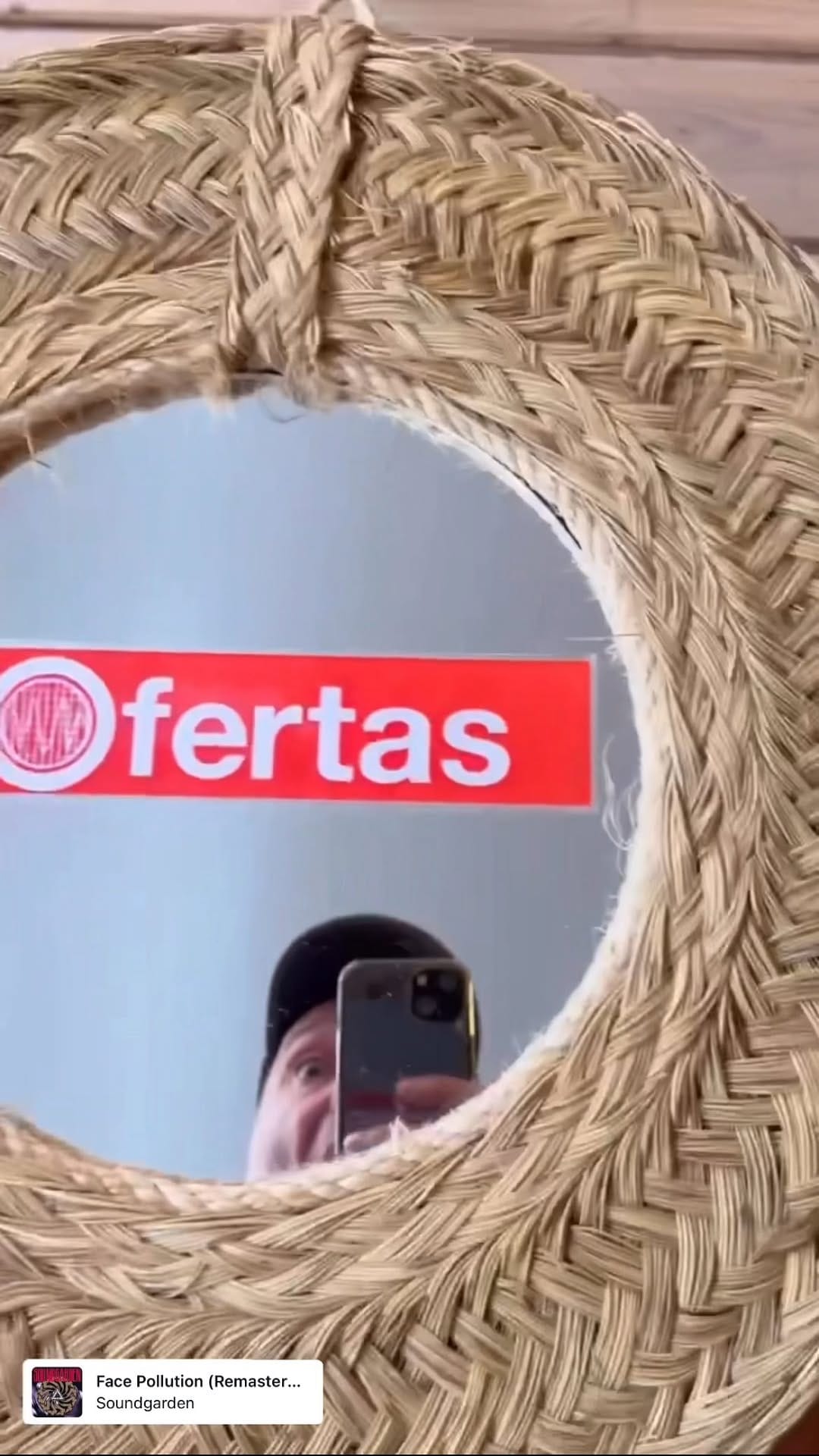 Post 8 by Discos Marcapasos on Instagram (video)