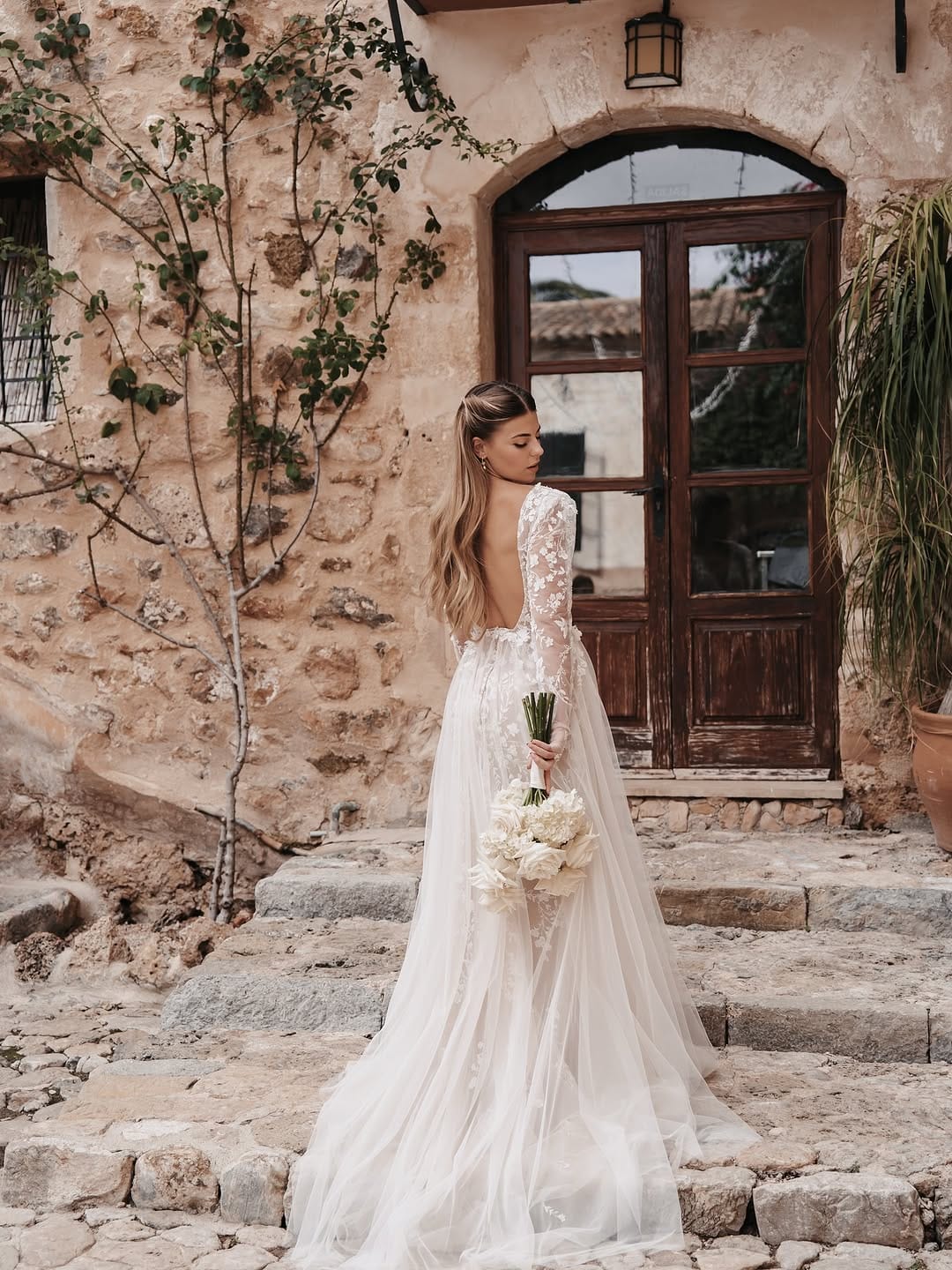 Post 7 by Nerea Mas| Mallorca Model on Instagram (carousel)