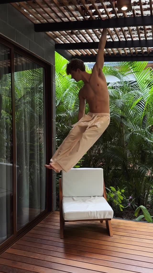 Post 3 by Pepe Alcover on Instagram (video)