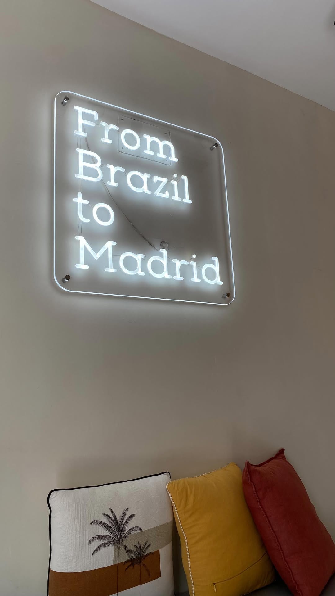 Post 1 by Alba on Instagram (video)