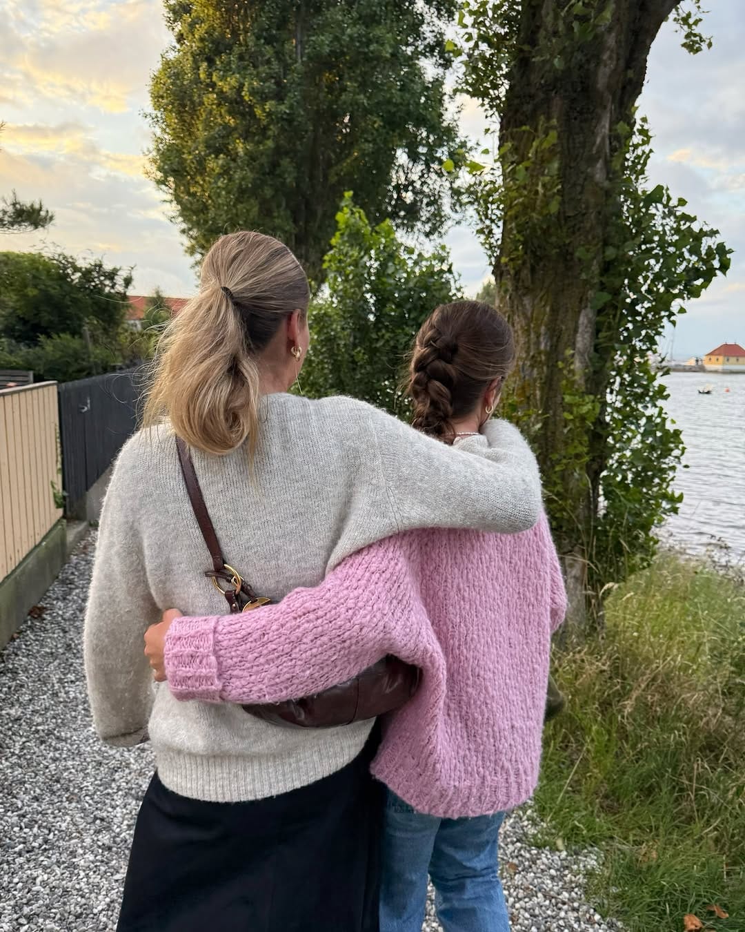 Post 7 by Ane Sophia Kjær on Instagram (carousel)
