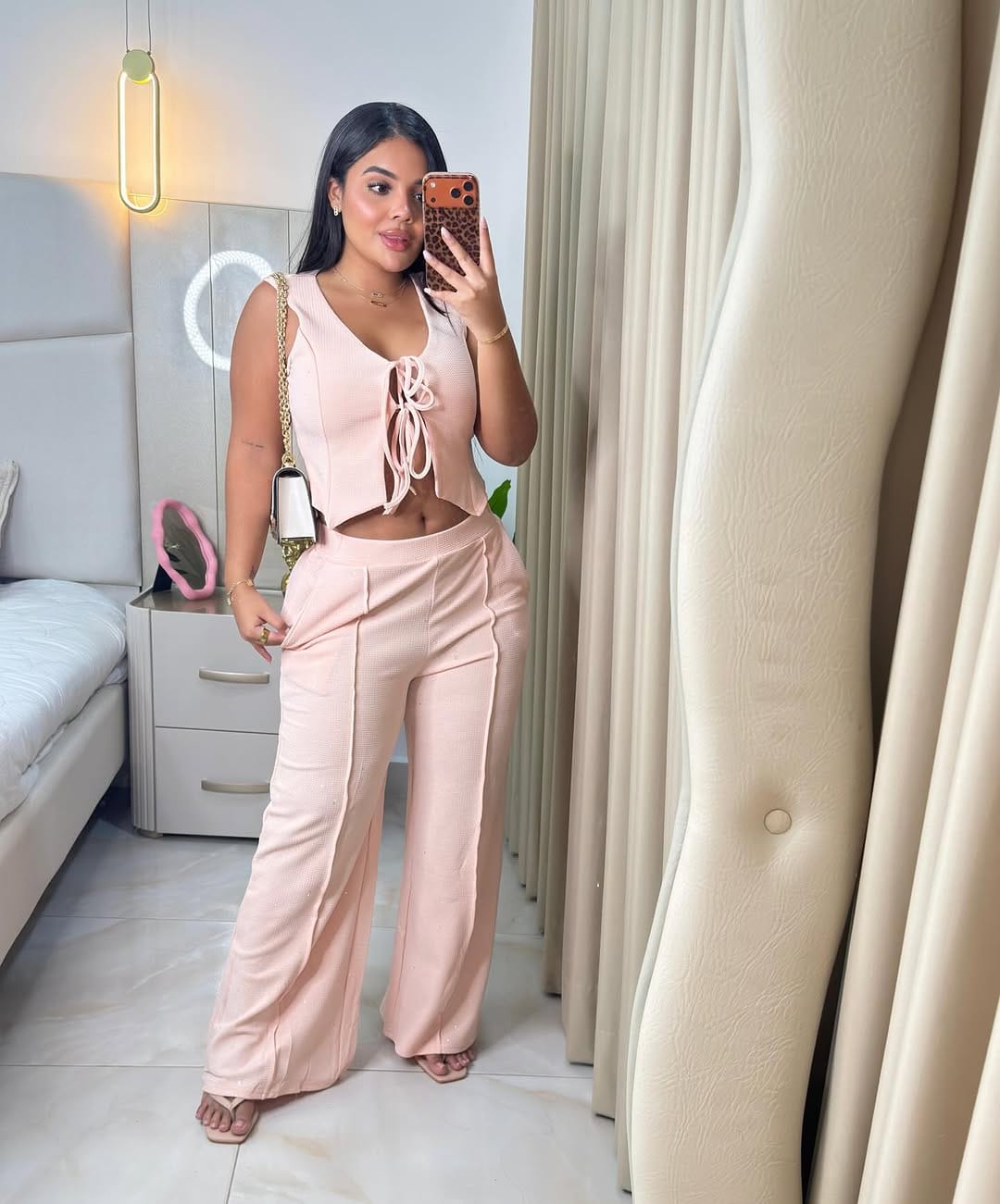 Post 1 by Tienda de ropa en Cartagena on Instagram (carousel)