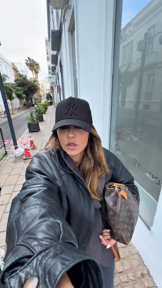 Post 5 by Gara de Paz · Moda & Lifestyle | Canarias on Instagram (video)