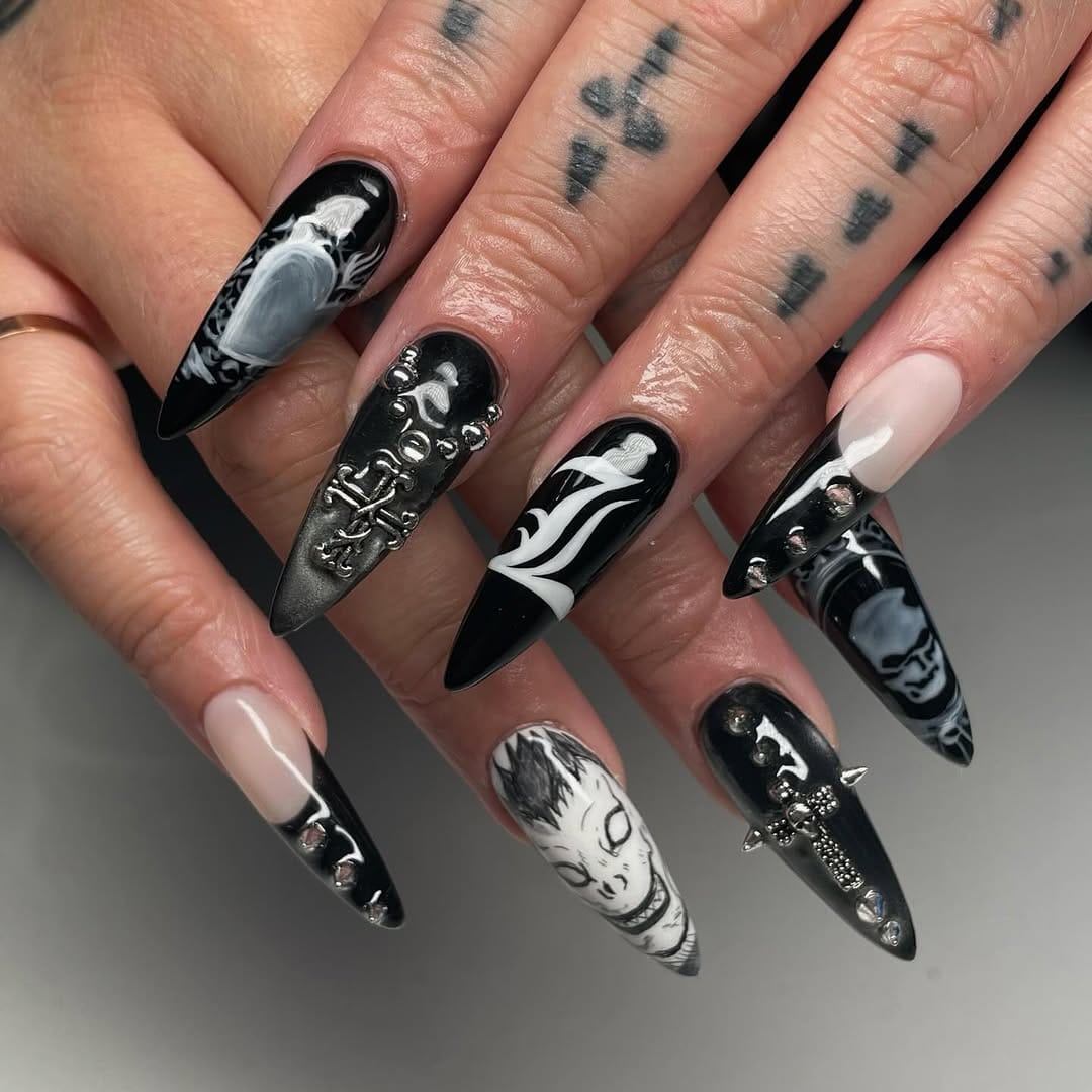 Post 5 by suzy ☆ UT NAIL ARTIST ☆ on Instagram (carousel)