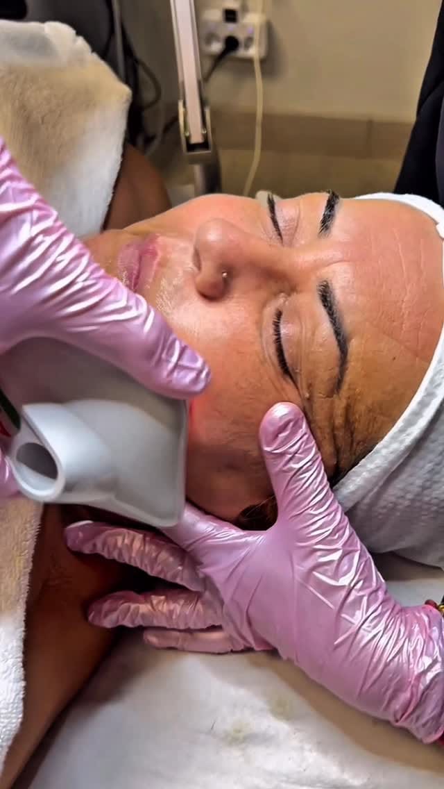 Post 6 by Dani Díaz | Moda, Tecnología & Estilo de vida on Instagram (video)