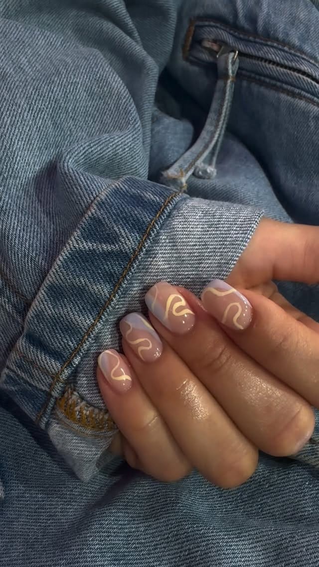 Post 1 by Skinny Dip Nails on Instagram (video)