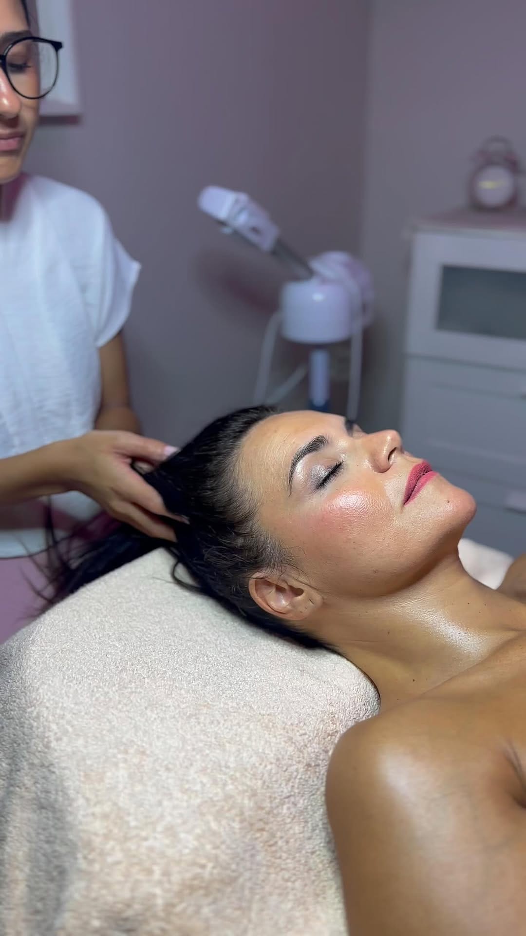 Post 5 by Marga Florentín Urban Spa on Instagram (video)