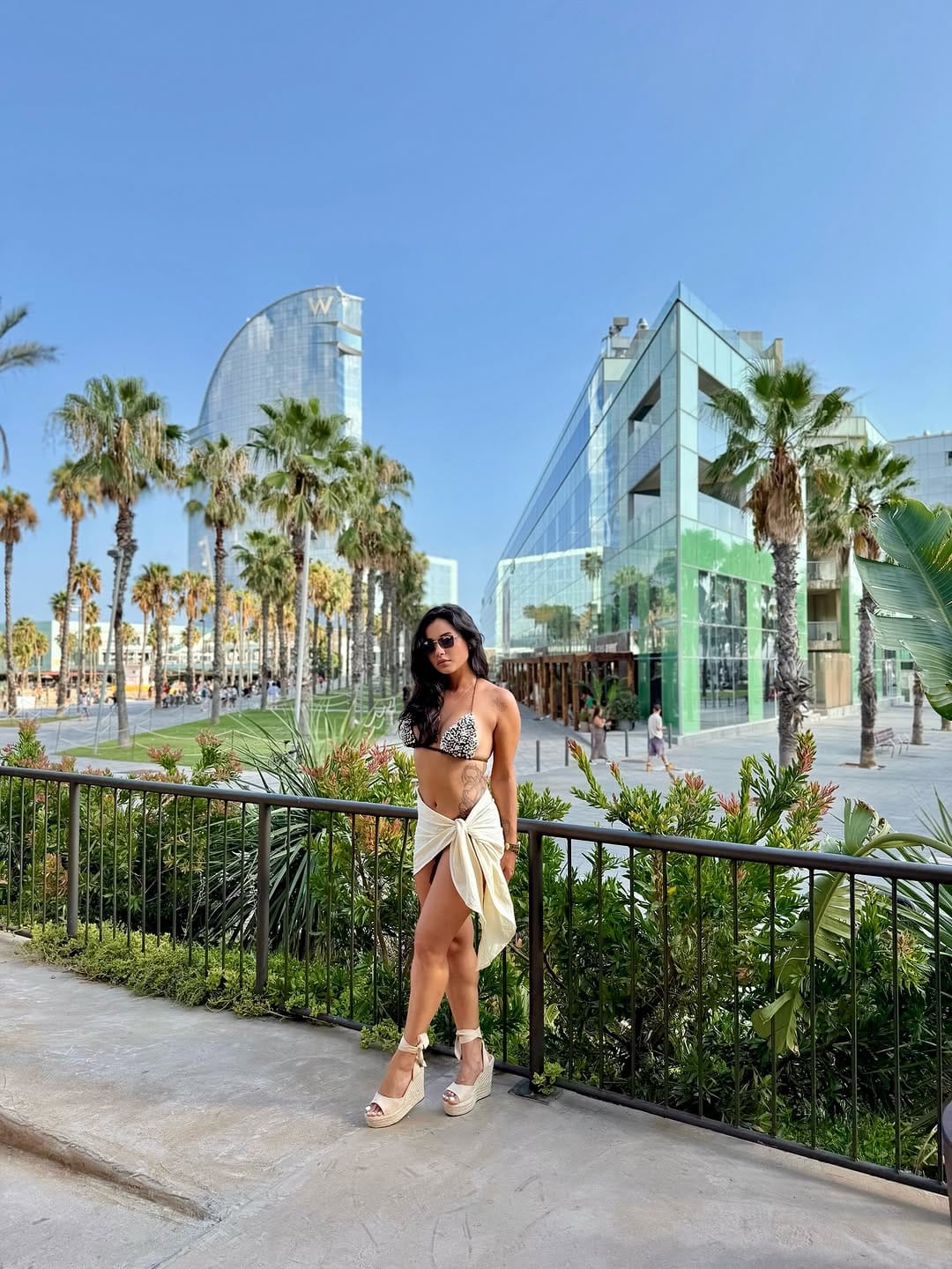 Post 6 by Jade P. on Instagram (carousel)