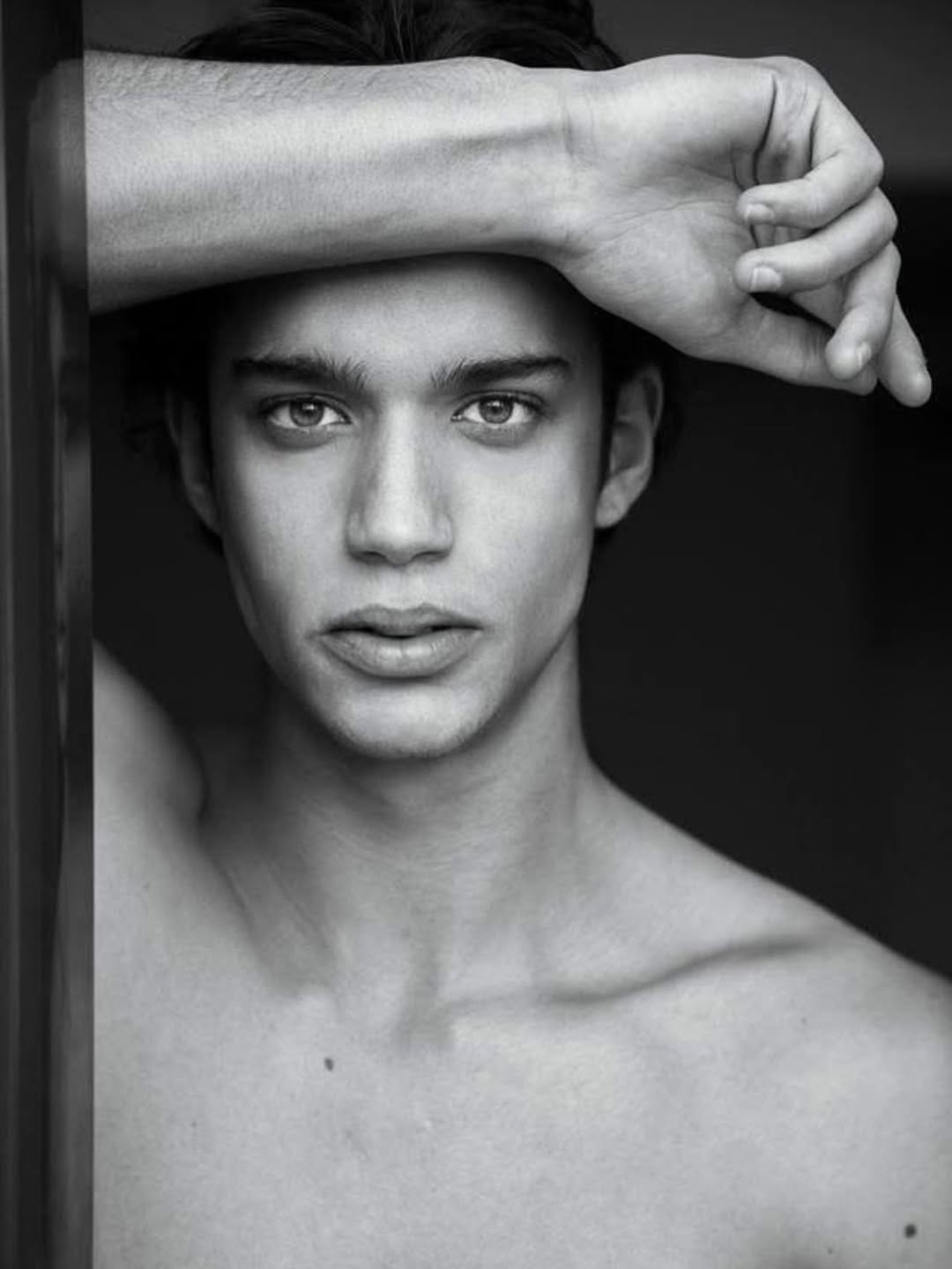 Post 1 by Miguel Vital on Instagram (carousel)