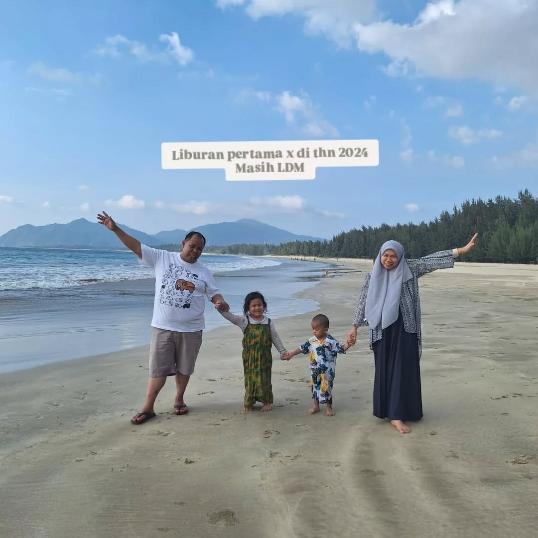 Post 9 by Tya Novisa on Instagram (carousel)
