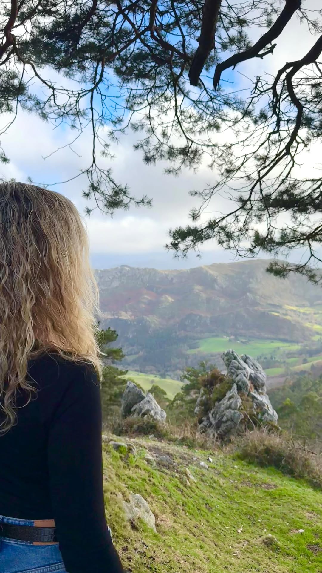 Post 6 by Esmé Cordus on Instagram (video)