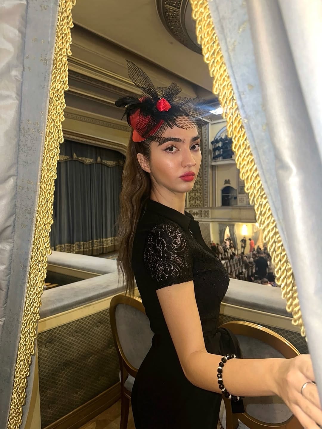 Post 2 by Michelle P. | model - influencer on Instagram (carousel)