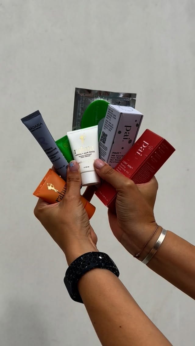 Post 7 by theCosmethics on Instagram (video)