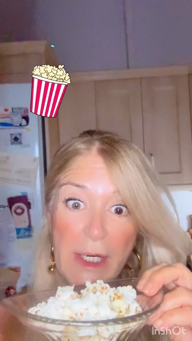 Post 4 by Marga de la Cueva on Instagram (video)