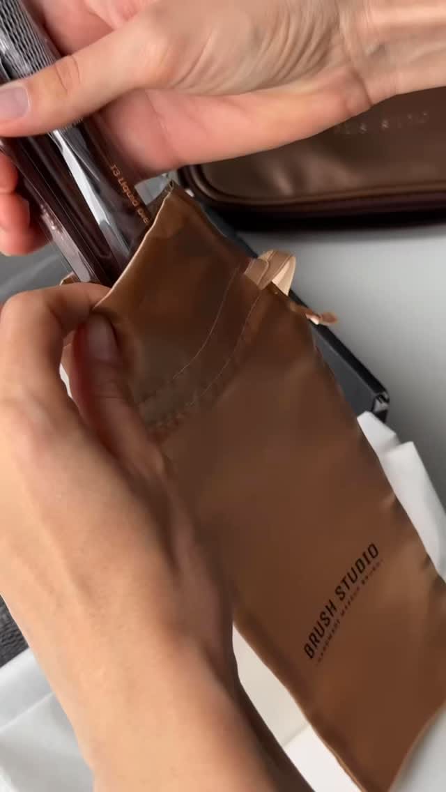 Post 2 by BRUSH STUDIO (THAILAND) on Instagram (video)