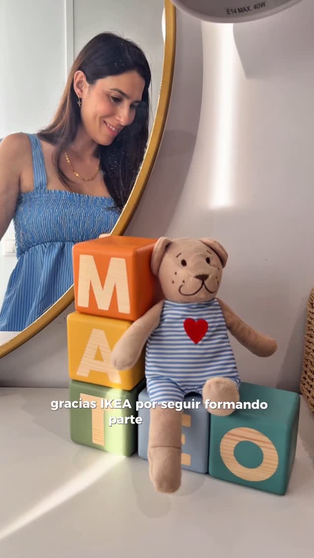 Post 9 by Victoria Alvear on Instagram (video)