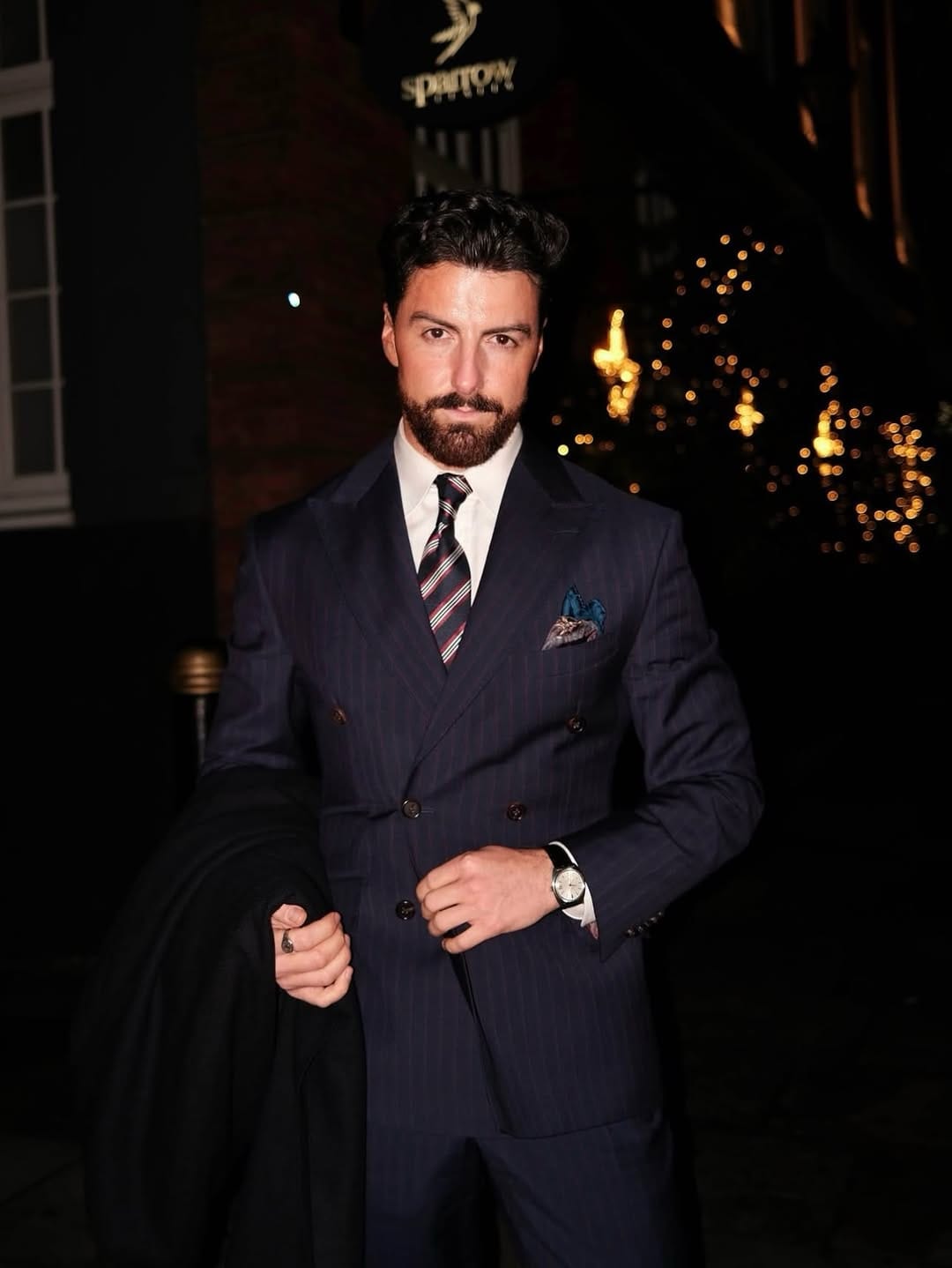 Post 5 by Carlos Soto | Moda | Lifestyle on Instagram (carousel)