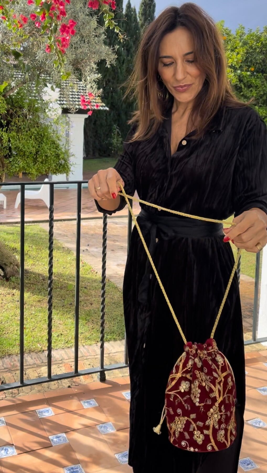 Post 8 by TWENTY | Moda y Complementos on Instagram (video)