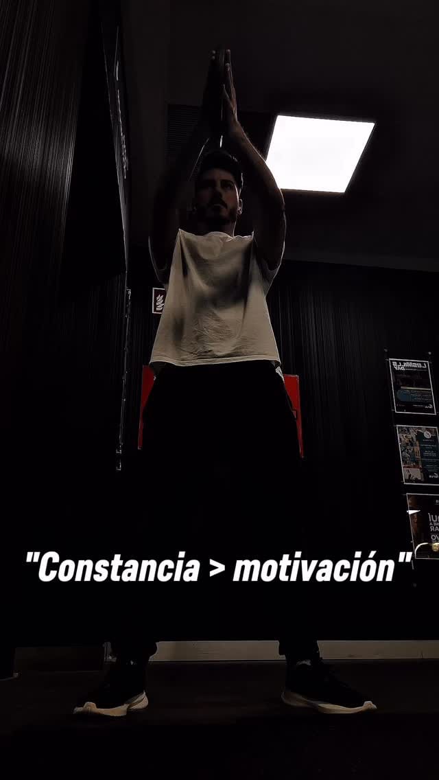 Post 3 by Fran Vargas on Instagram (video)