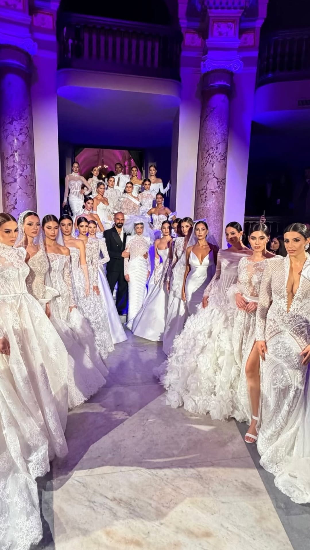 Post 2 by Cristina Cenuse on Instagram (video)