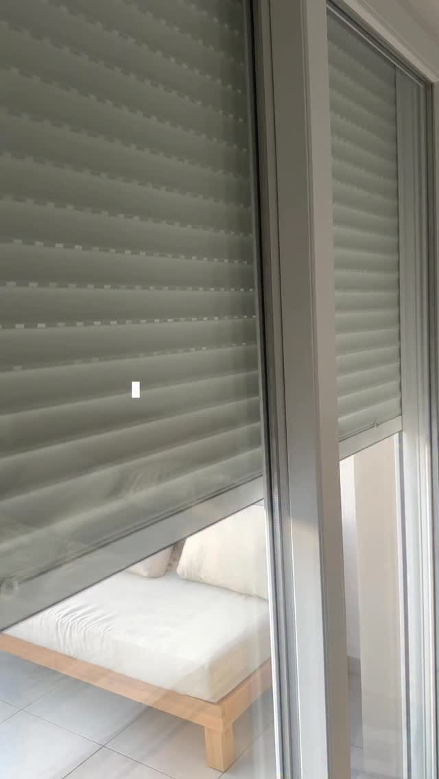 Post 3 by Liv | content creator on Instagram (video)