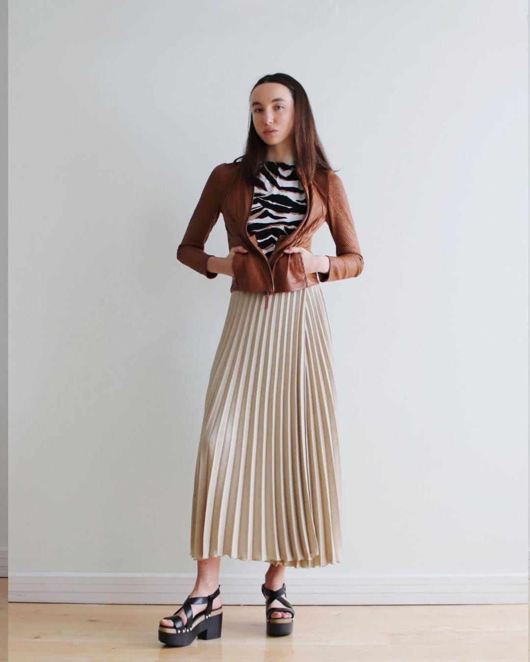 Post 6 by @thecasualstore__ on Instagram (image)