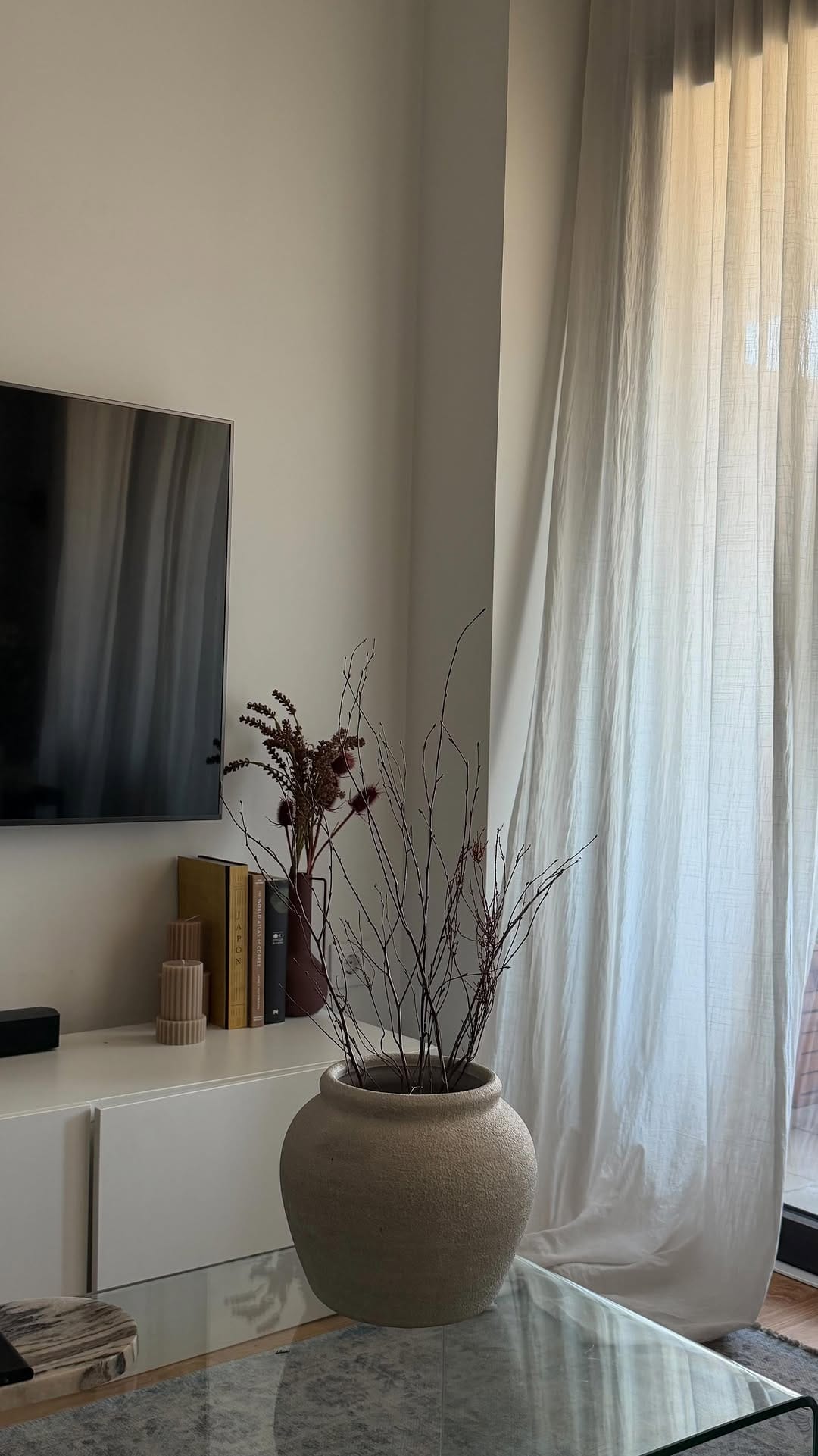 Post 8 by ✨ANA VALVERDE✨ on Instagram (video)