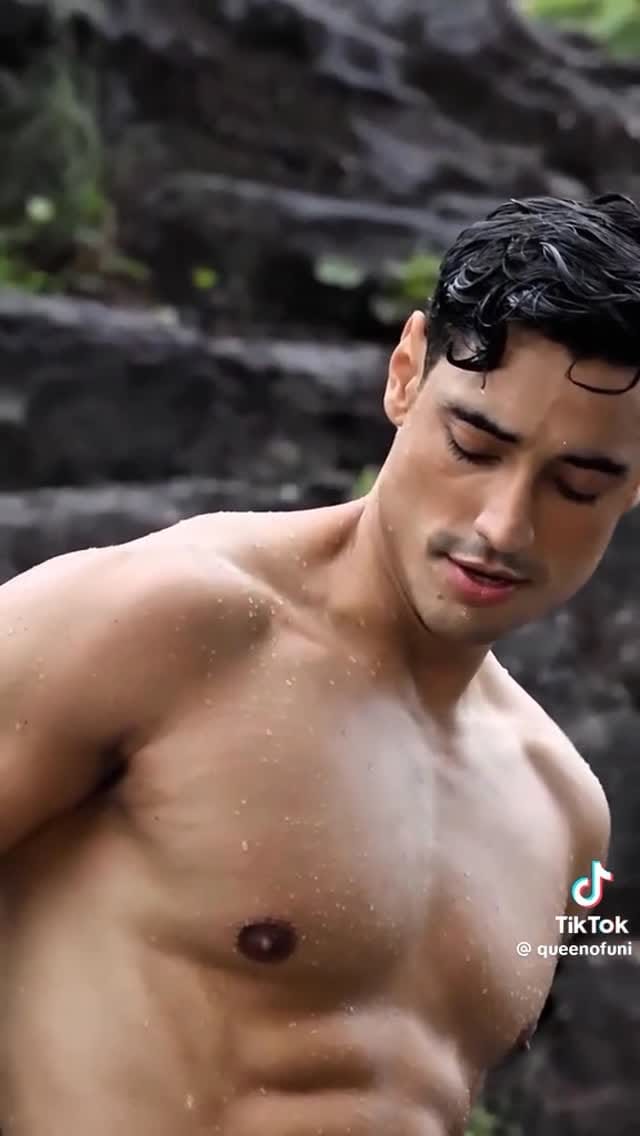 Post 7 by William Badell on Instagram (video)