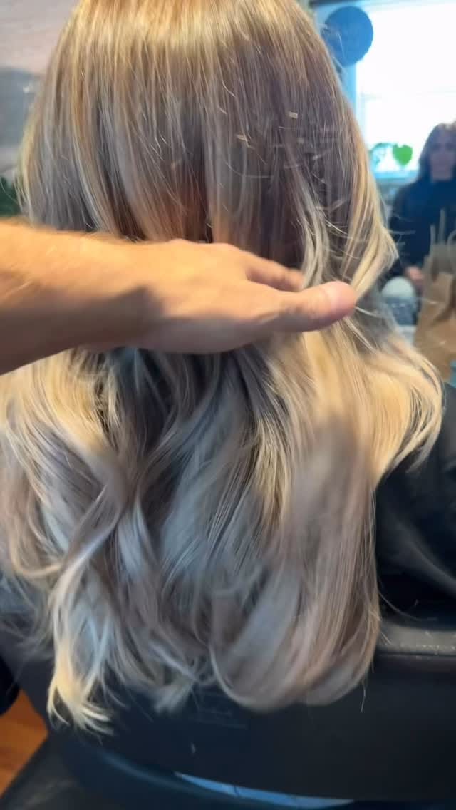 Post 6 by Tampa Hair Extensions on Instagram (video)